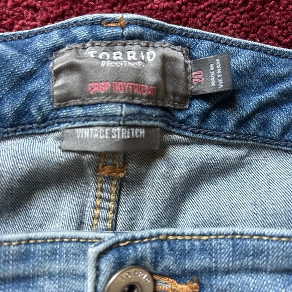Torrid Blue Distressed Crop Boyfriend Jeans - Picture 5 of 6